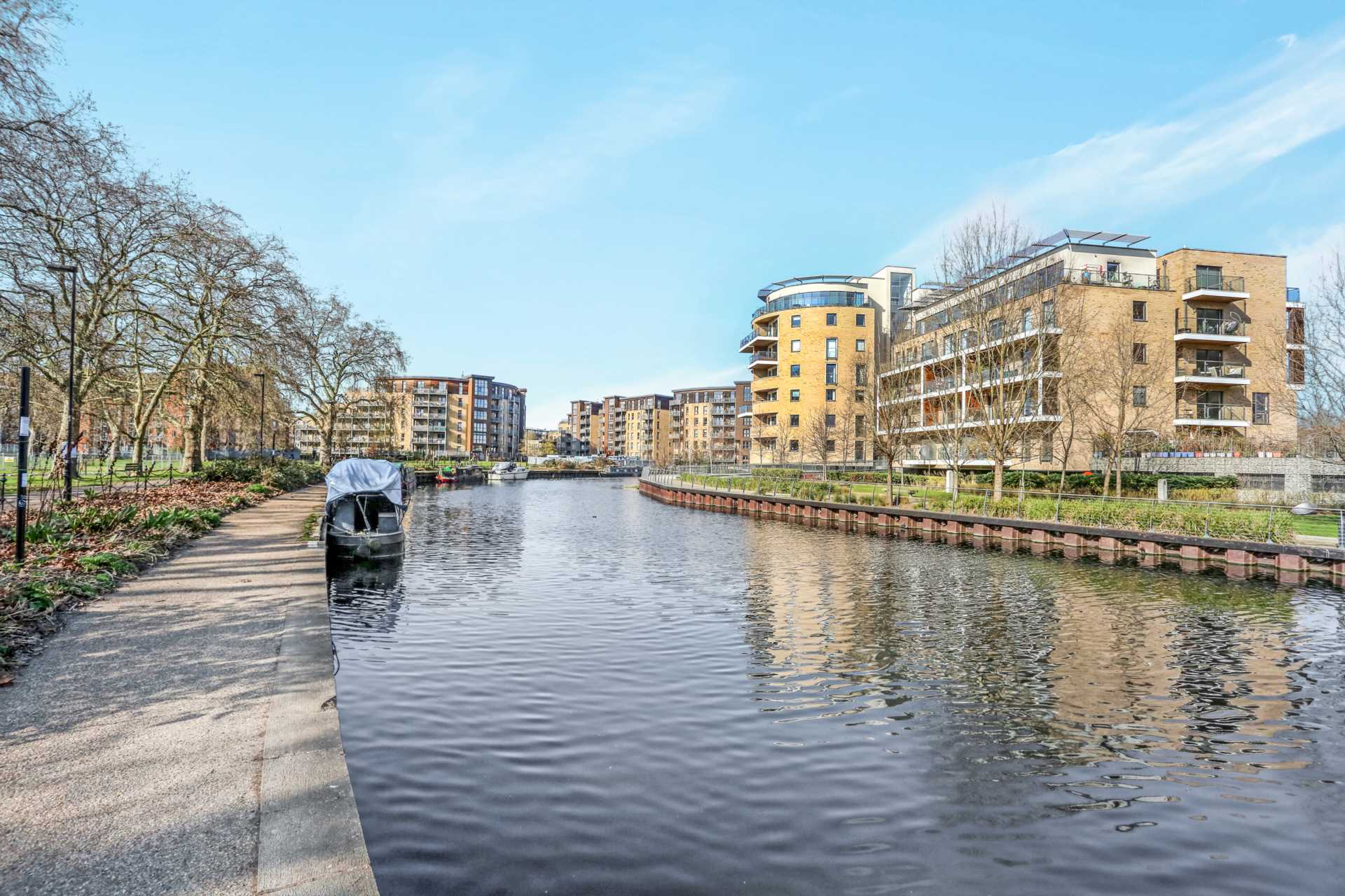 Oulton Close, Clapton, Image 15