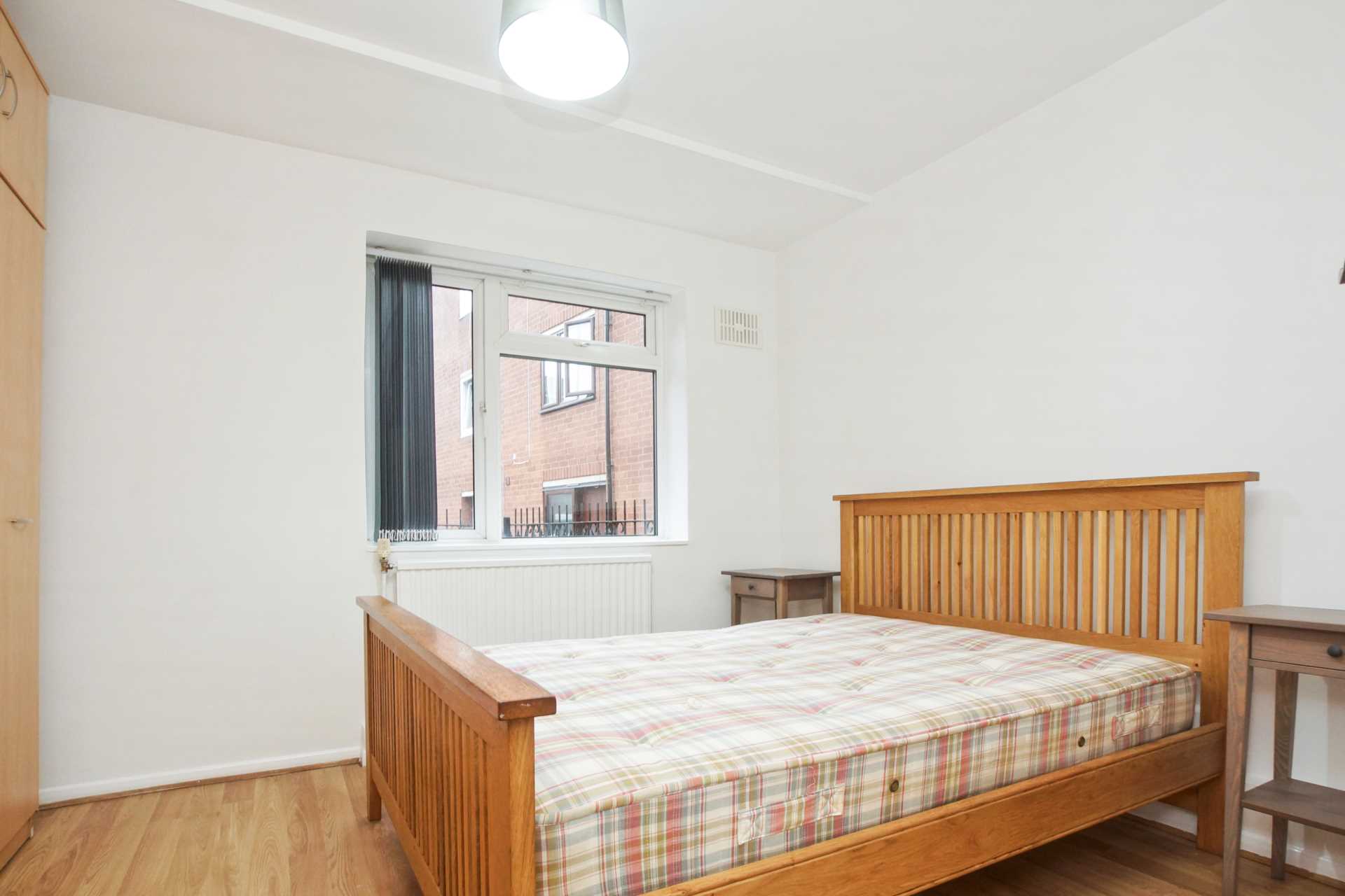 Oulton Close, Clapton, Image 5