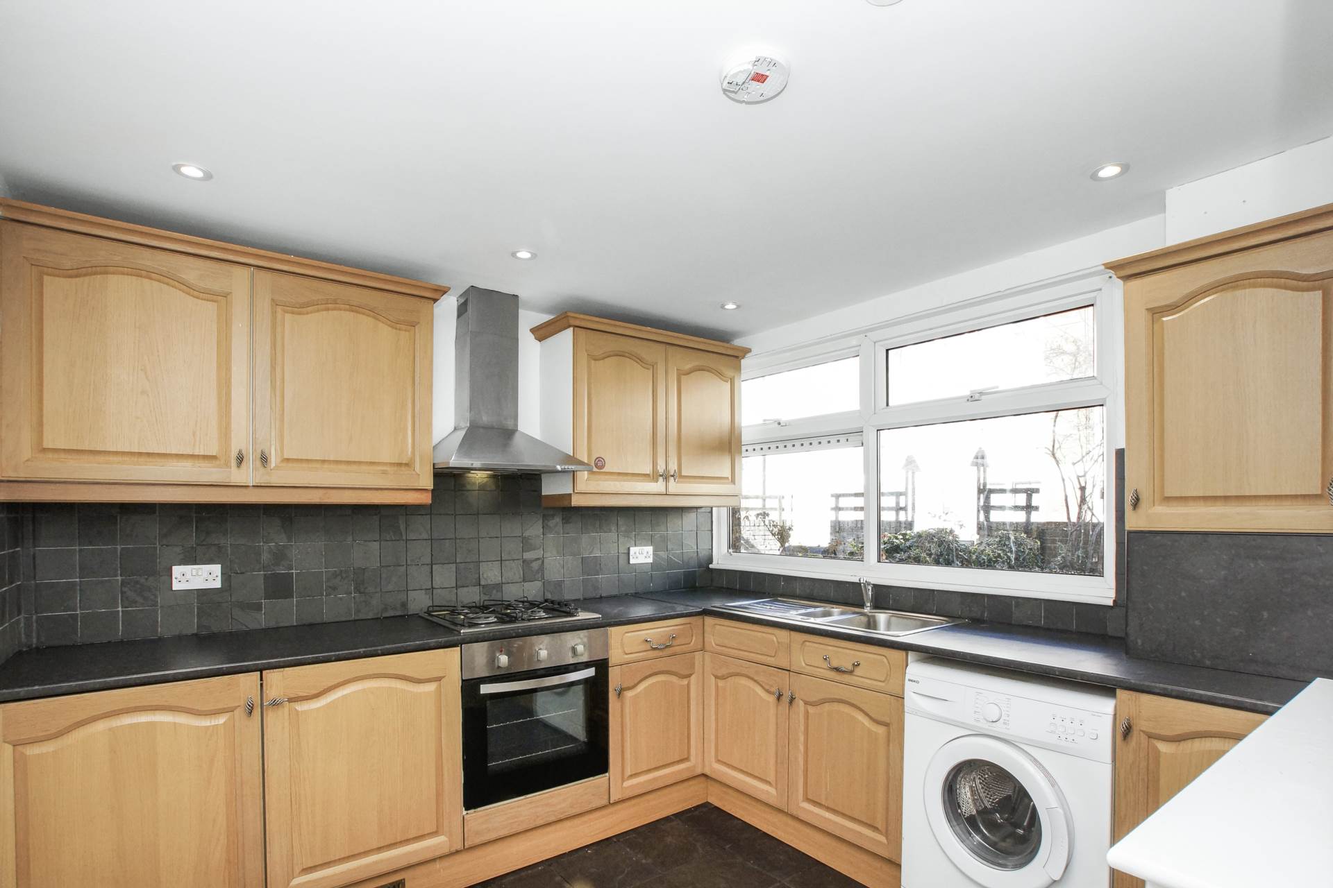Livermere Road, London, Image 3