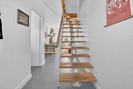 Shore Place, London, Image 2