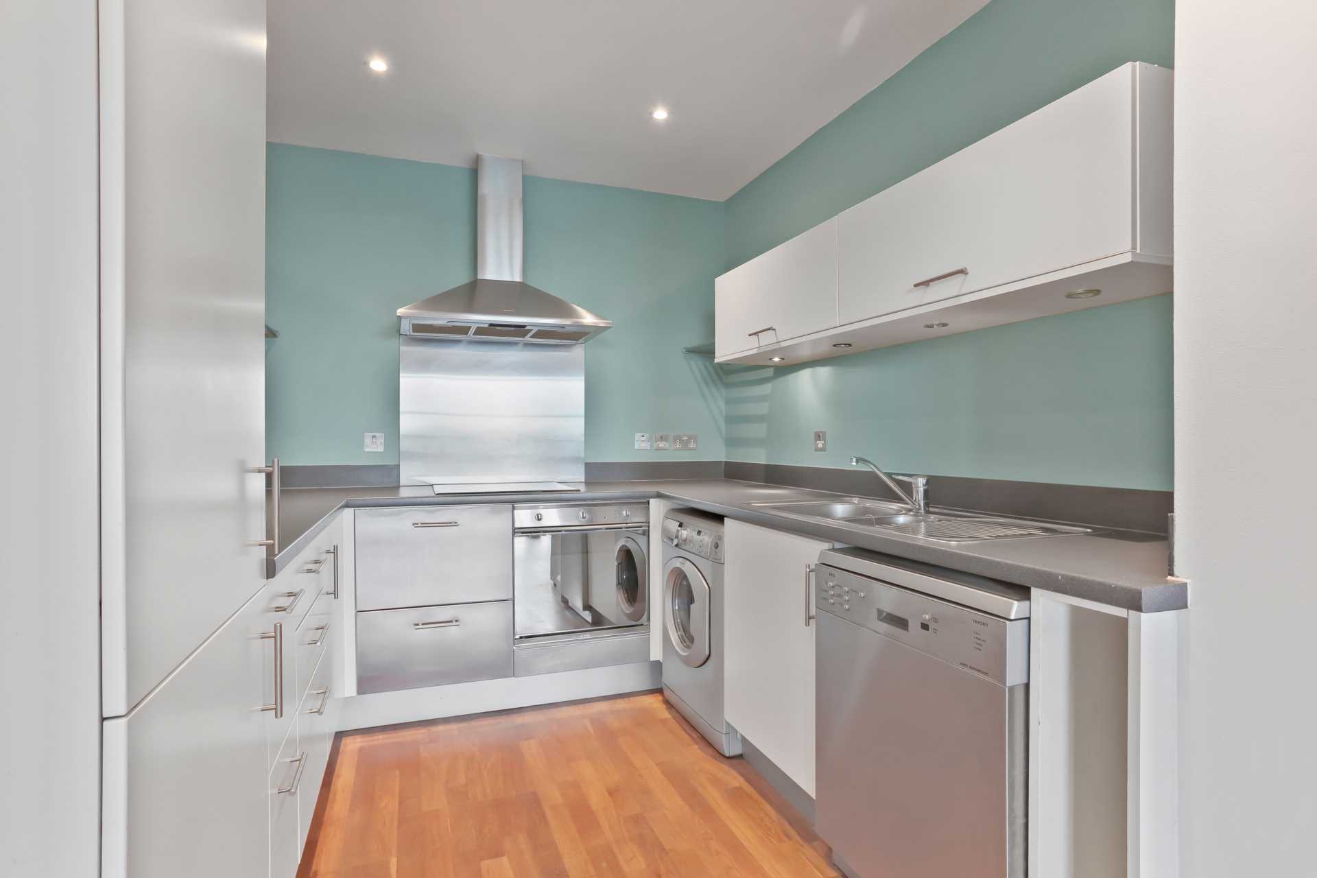 Island House, London E3, Image 4