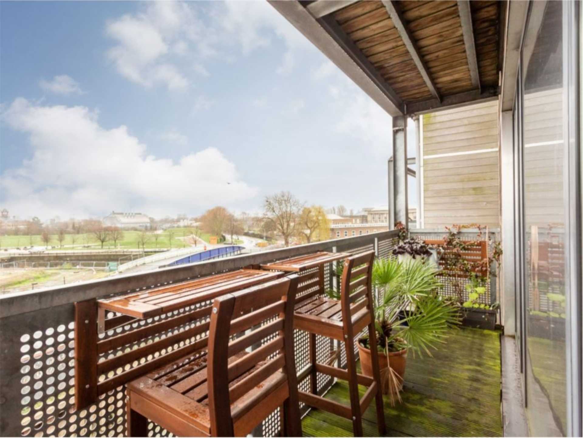 Island House, London E3, Image 5