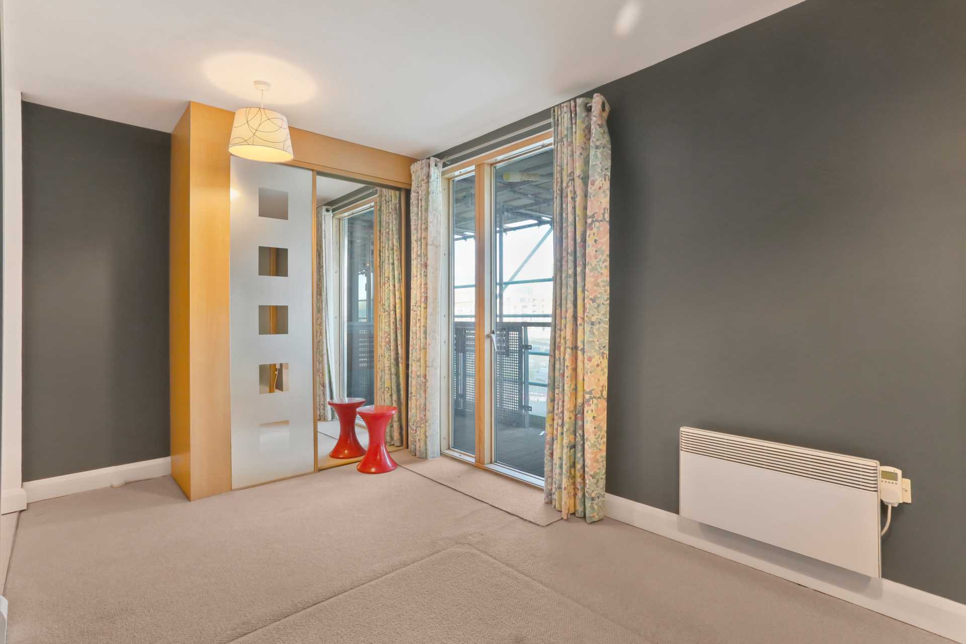 Island House, London E3, Image 6