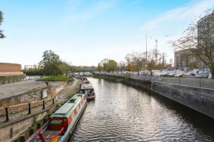 Island House, London E3, Image 11