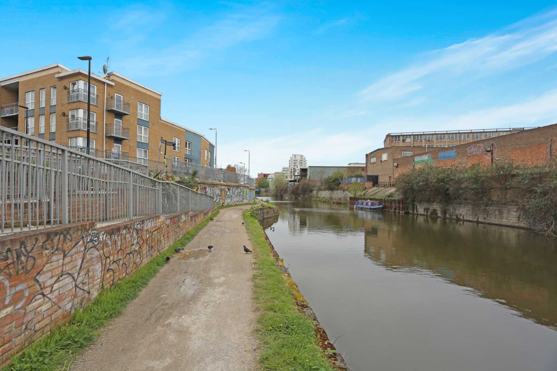 Mallory Close, London, Image 16