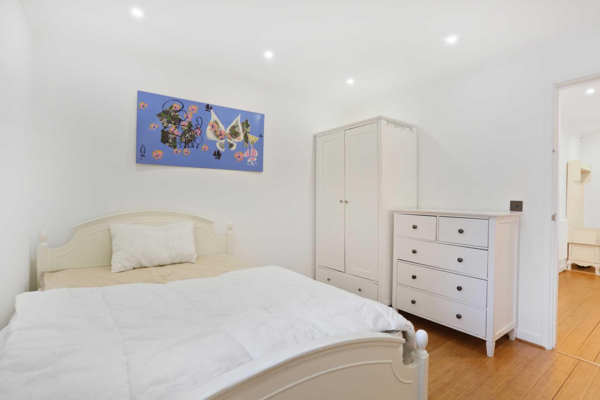 Mallory Close, London, Image 6
