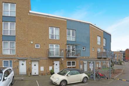 Mallory Close, London, Image 2