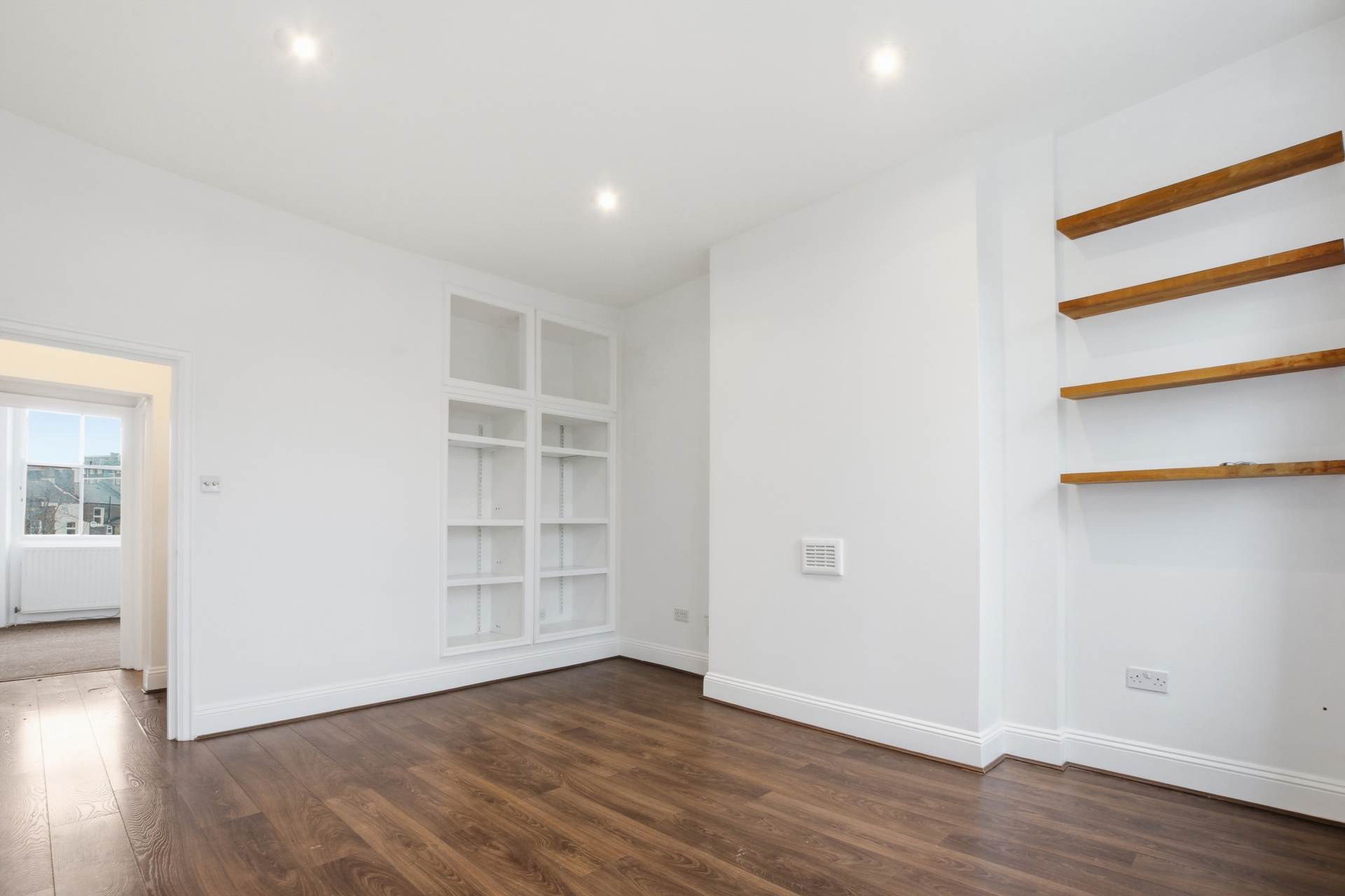 Darnley Road, Hackney, Image 11