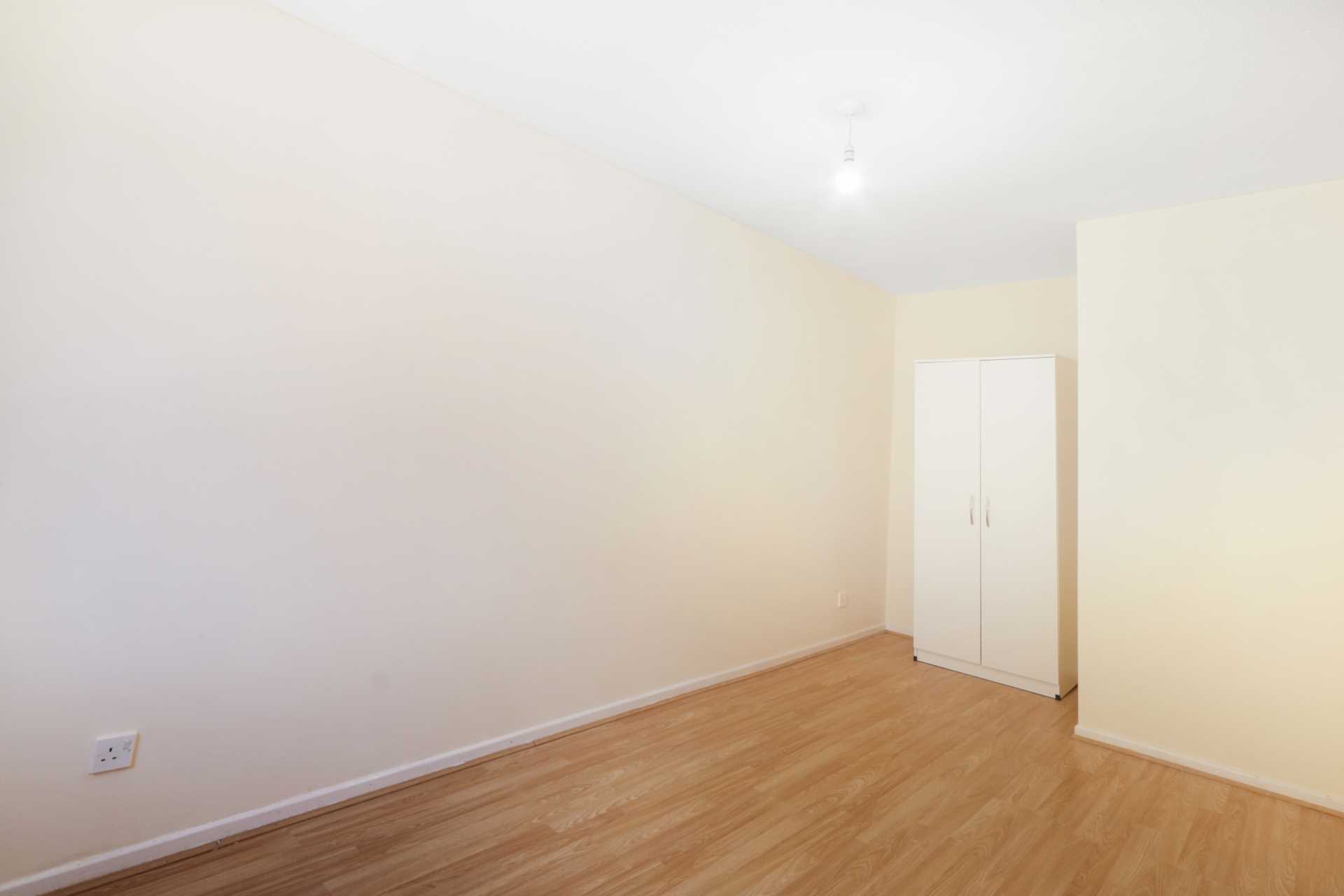 Rochemont Walk, London, Image 13