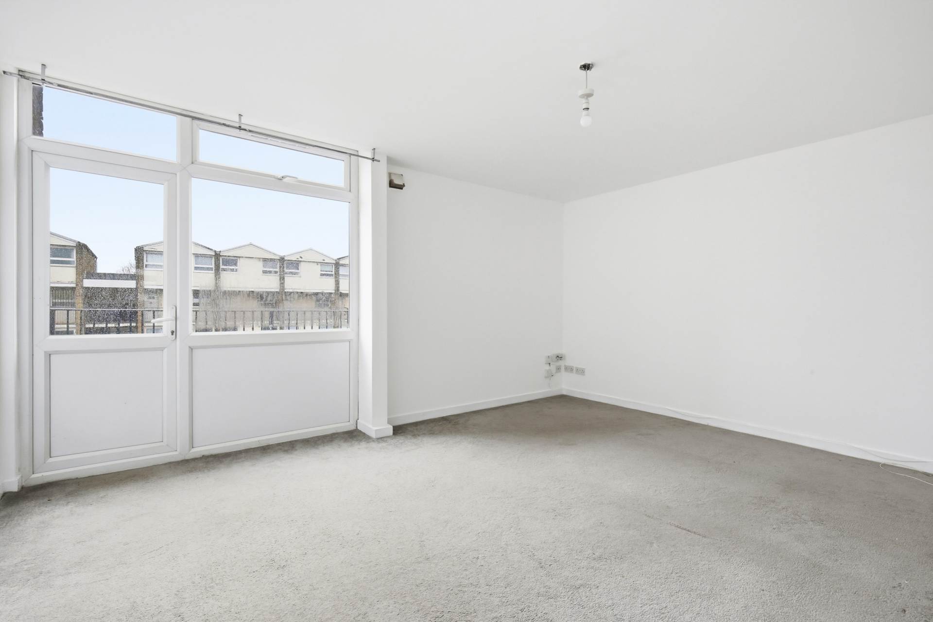 Tottenham Road, London, Image 2