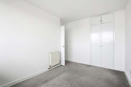 Tottenham Road, London, Image 17