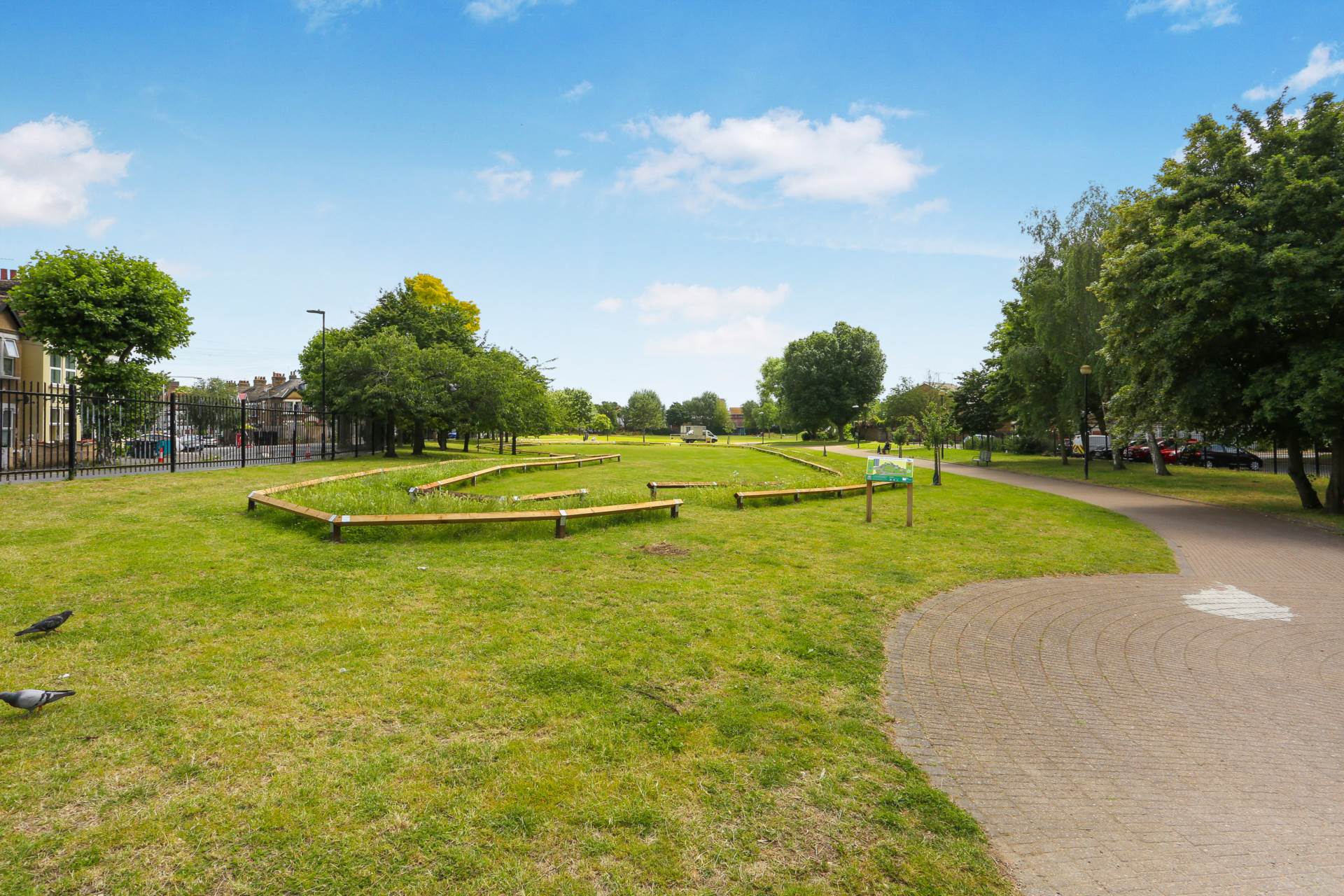 Victoria Avenue, East Ham, Image 14