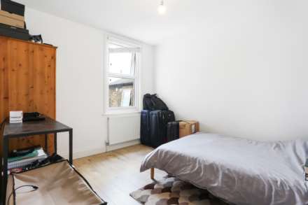 Victoria Avenue, East Ham, Image 23