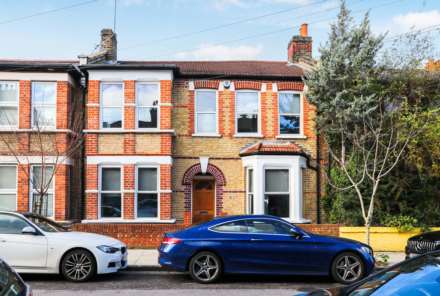 3 Bedroom House, Atherden Road, Clapton Park