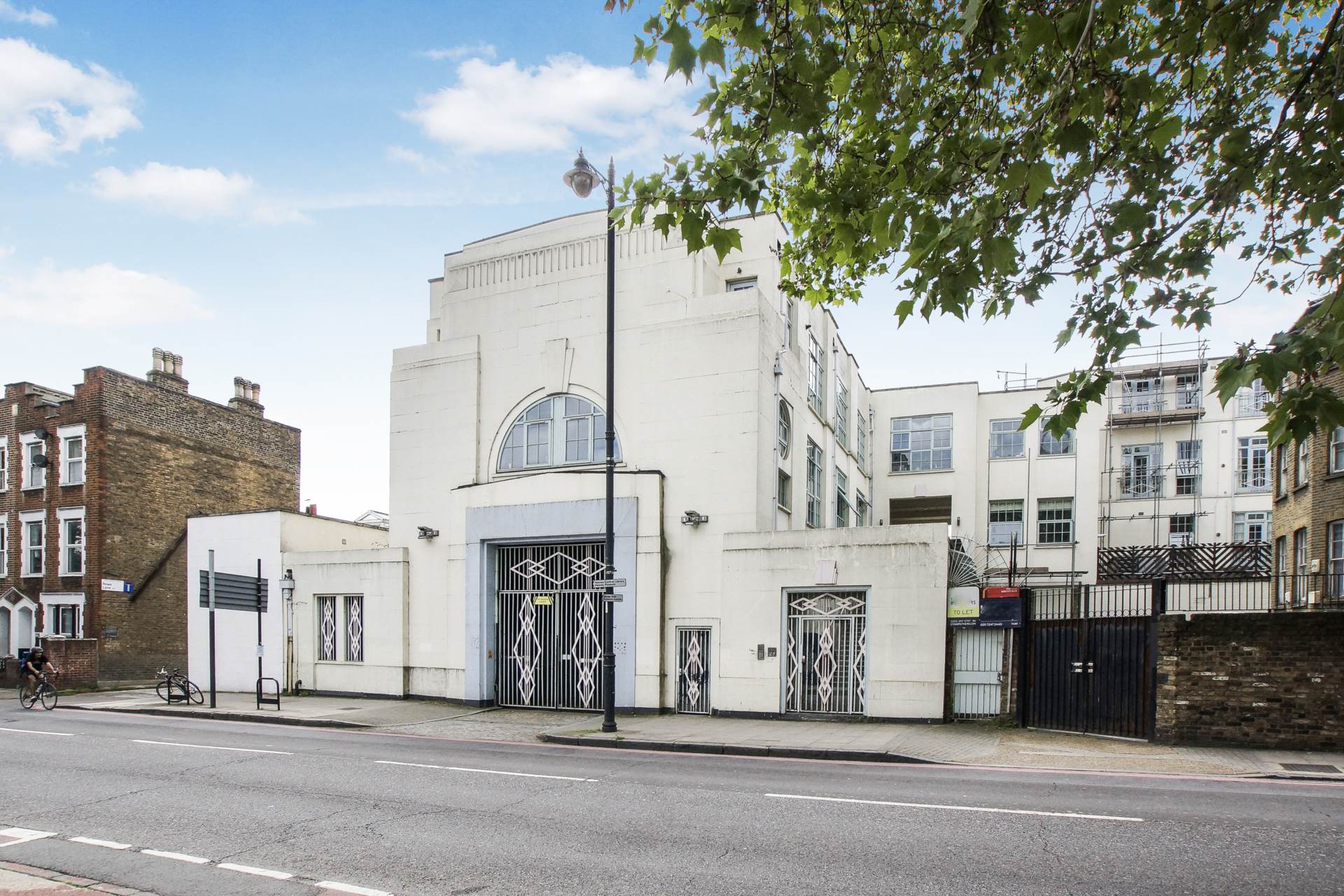 Strand Building, Urswick Road, Image 1
