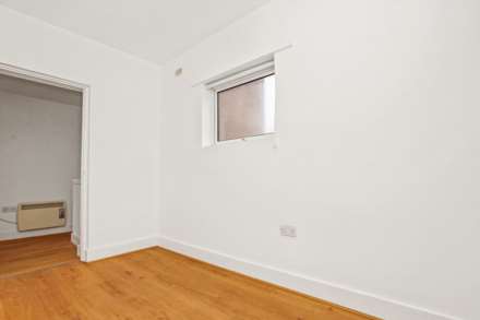 Well Street, London, Image 6