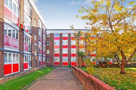 Hackney Downs Park, London, Image 9