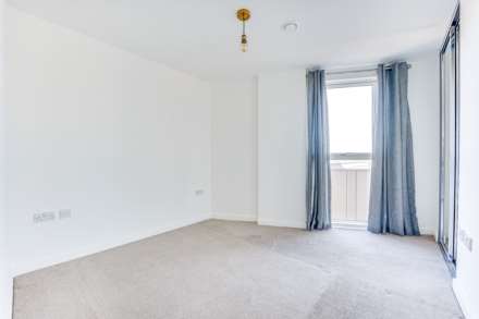 Atkins Square, London, Image 5