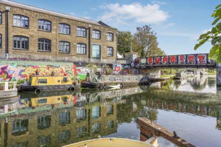 Shalbourne Square, Hackney Wick, Image 8