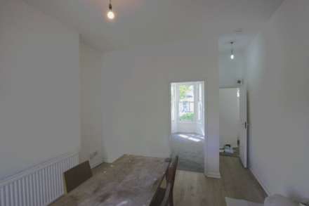 Nevill Road, Stoke Newington, Image 4
