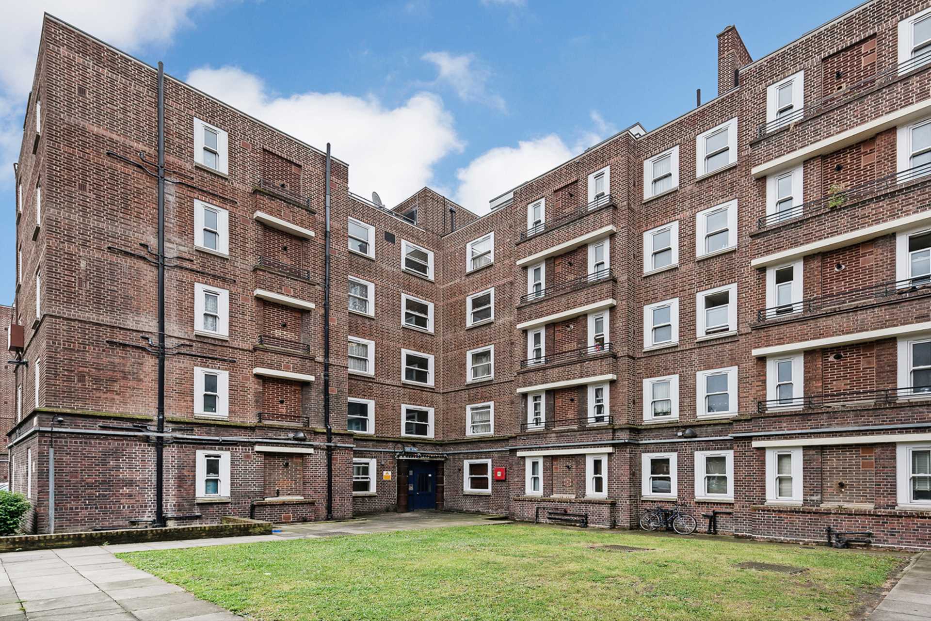 Nisbet House, London, E9, Image 10