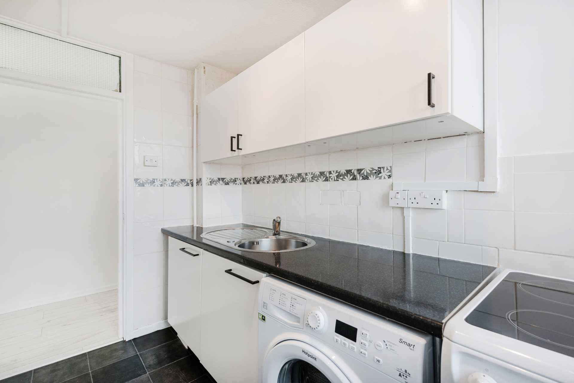 Nisbet House, London, E9, Image 13