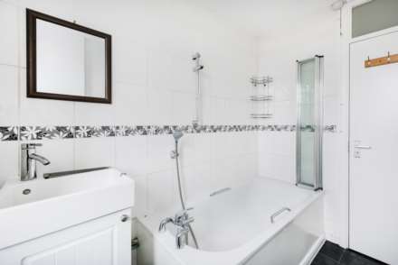 Nisbet House, London, E9, Image 12