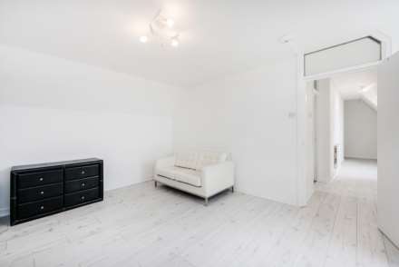 Nisbet House, London, E9, Image 4