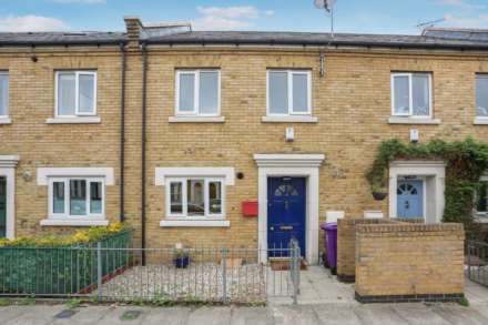 3 Bedroom House, Oban Street, Poplar