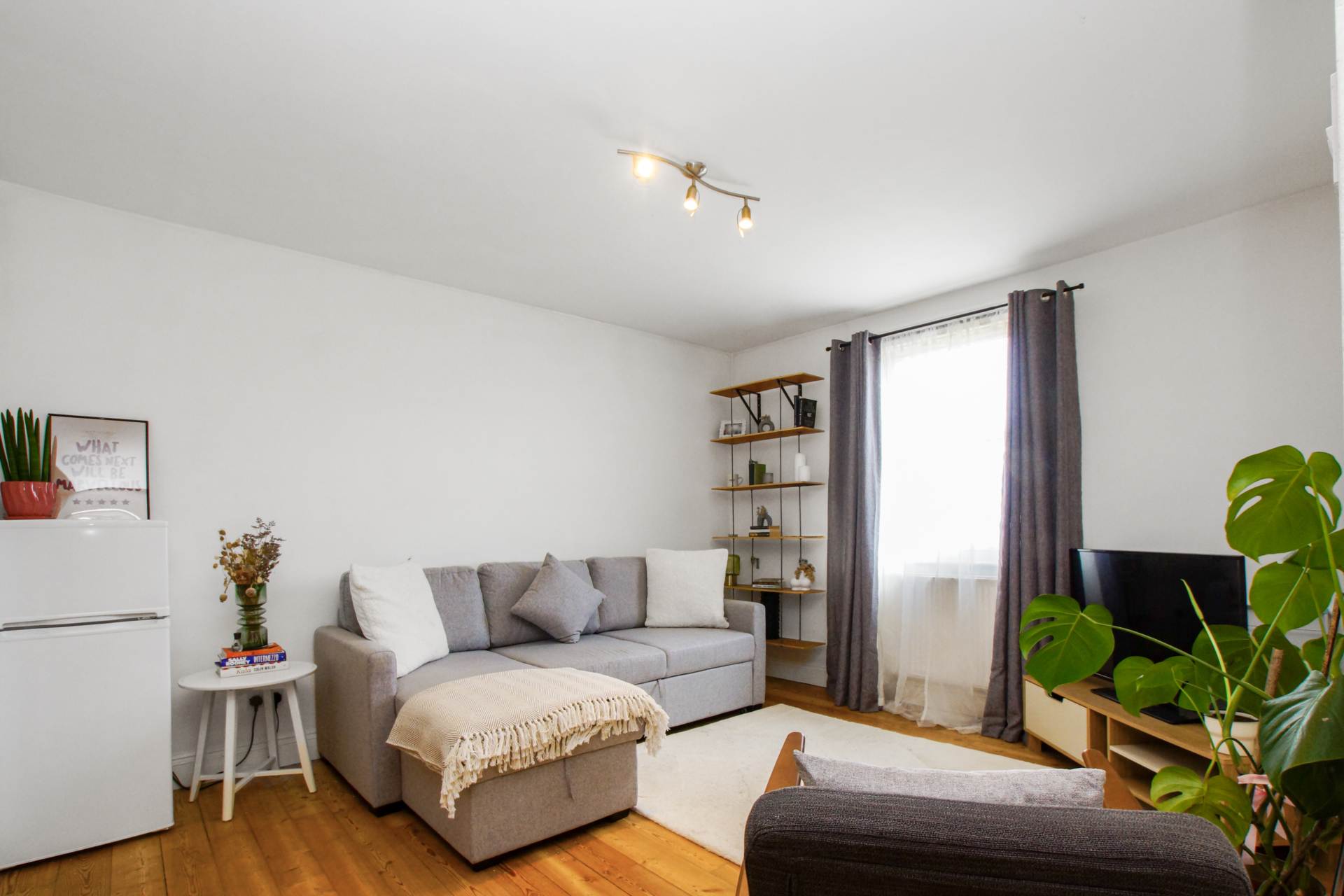 Upper Clapton Road, London, Image 6