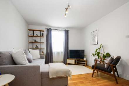 Upper Clapton Road, London, Image 14