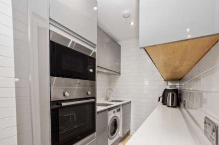 Upper Clapton Road, London, Image 3
