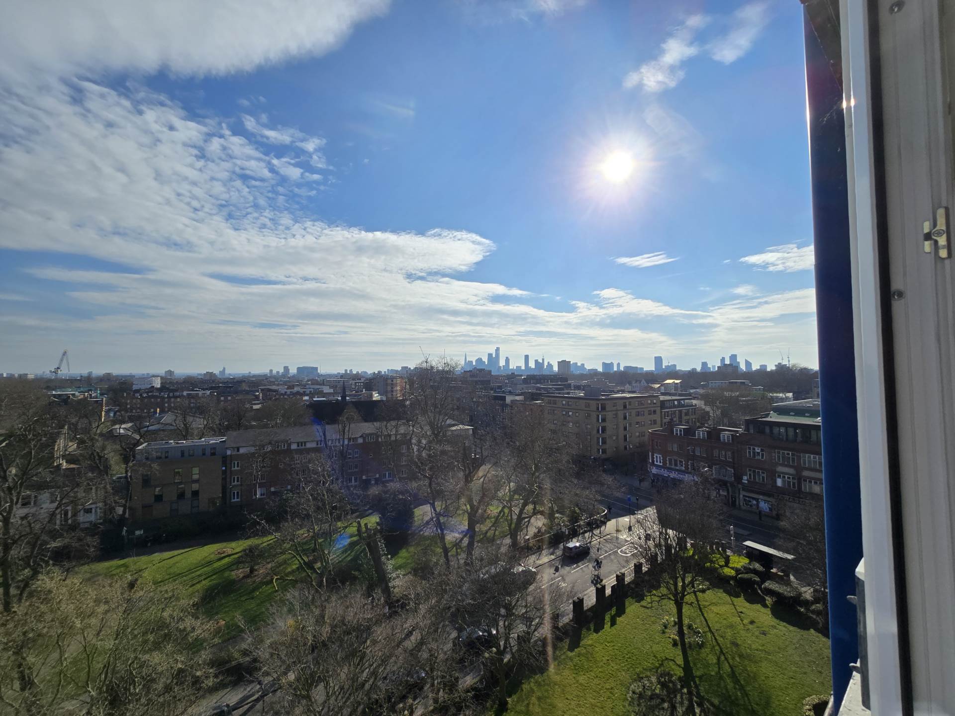 St Thomas' Square, London, Image 16