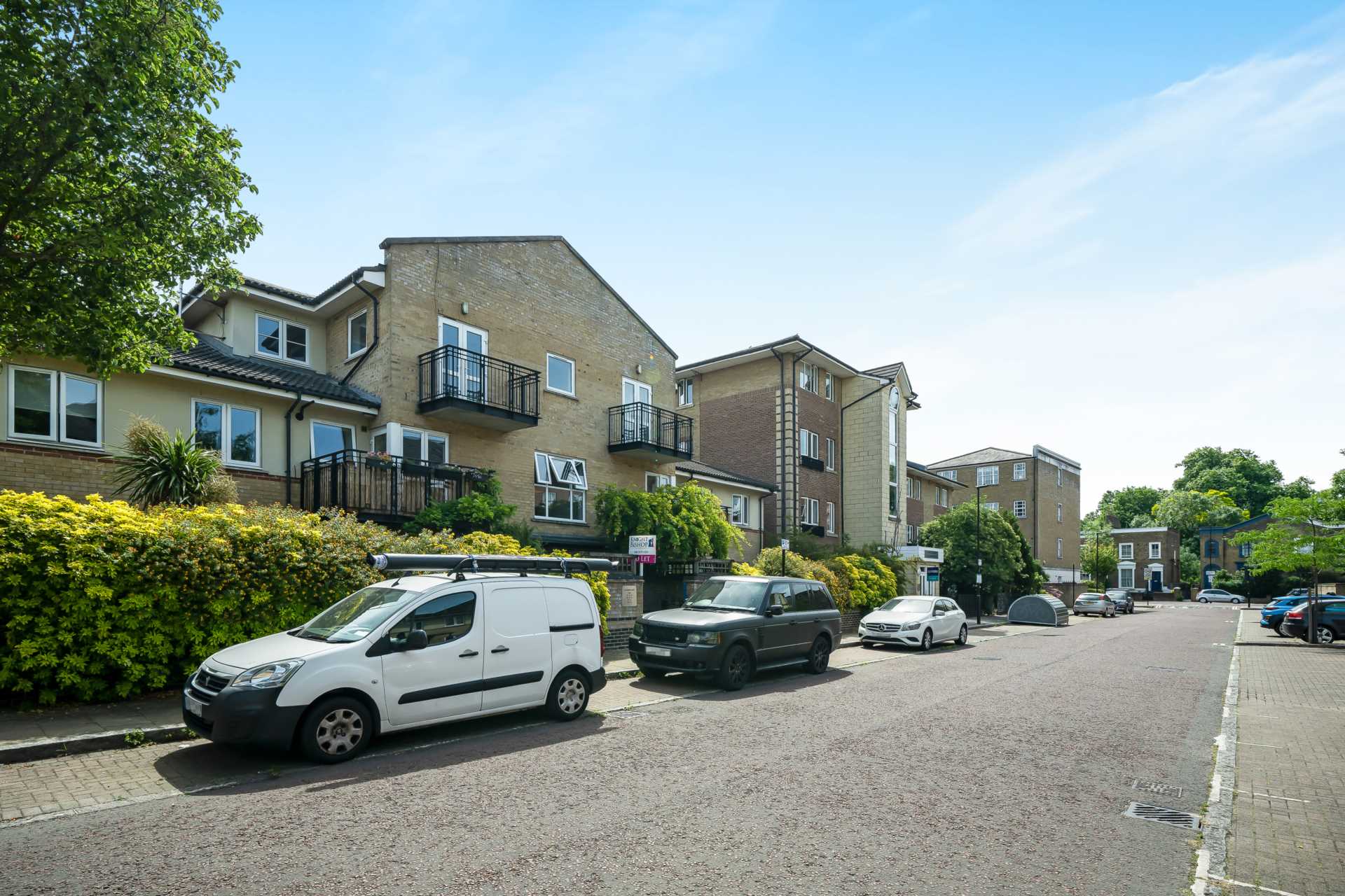 Celandine Drive, Dalston, Image 11