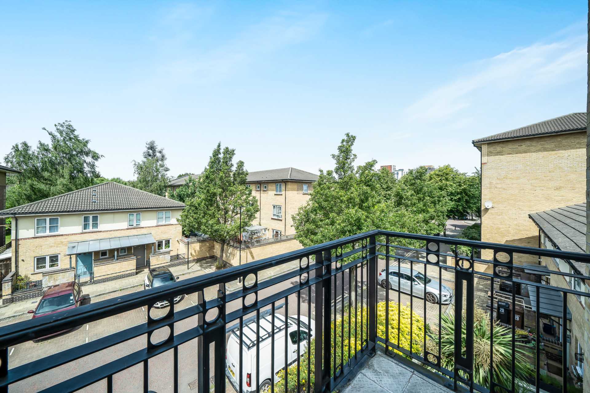 Celandine Drive, Dalston, Image 4