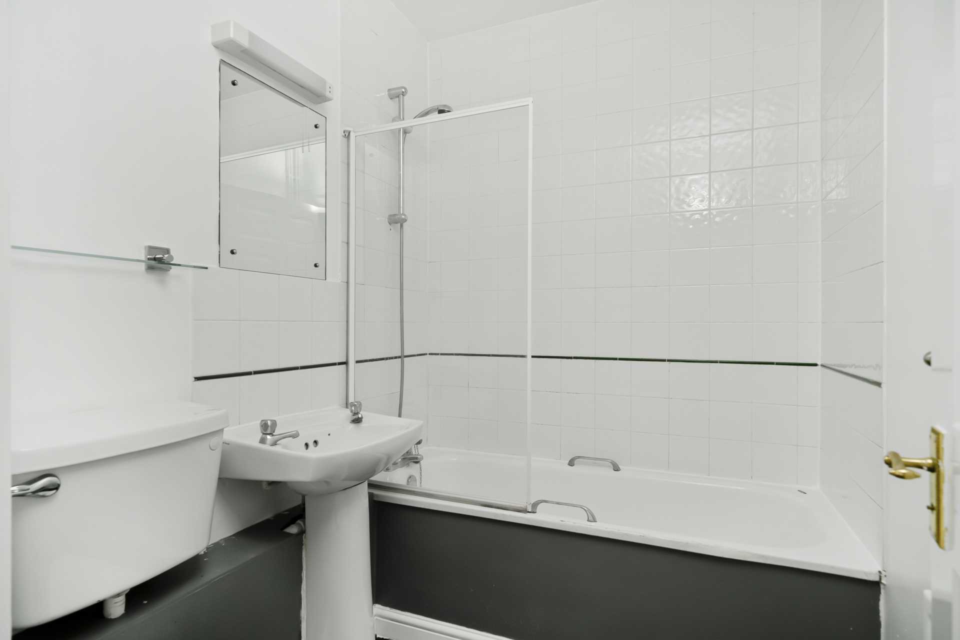 Celandine Drive, Dalston, Image 9