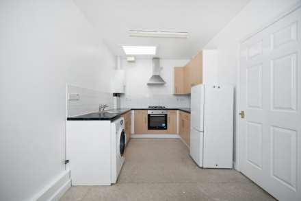Celandine Drive, Dalston, Image 13