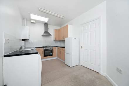Celandine Drive, Dalston, Image 5