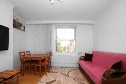 Pembury Road, Clapton E5, Image 14