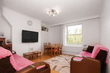 Pembury Road, Clapton E5, Image 2