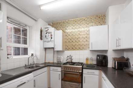 Pembury Road, Clapton E5, Image 3