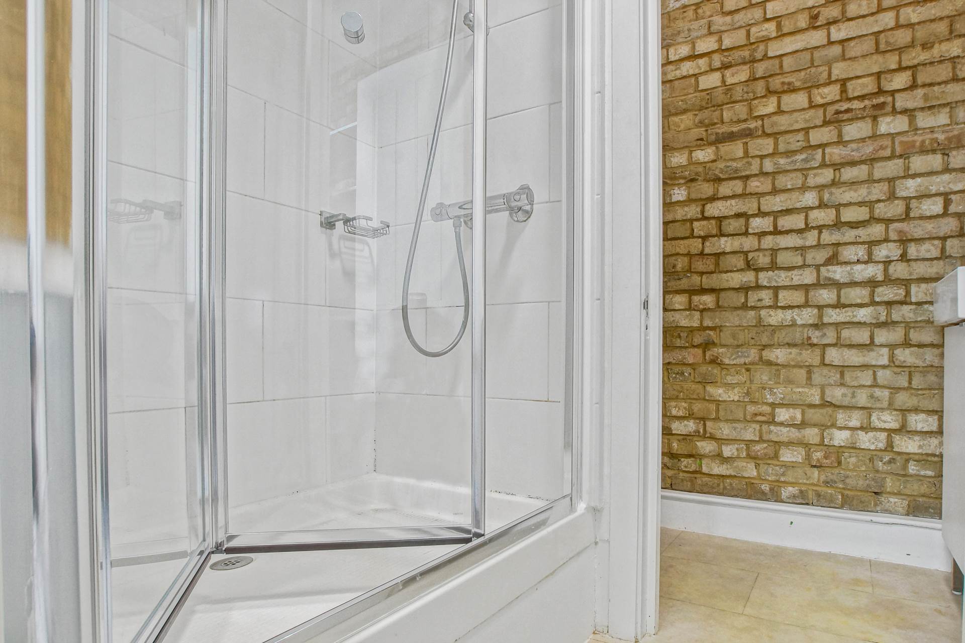 Shafton Mews, London, Image 14