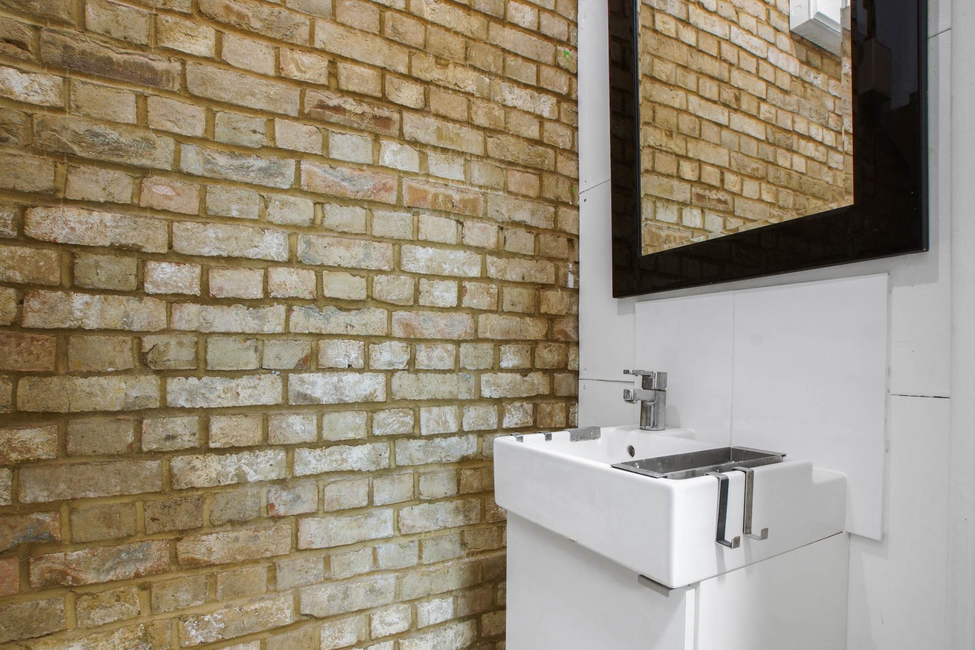 Shafton Mews, London, Image 4