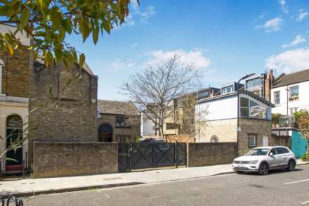Shafton Mews, London, Image 15