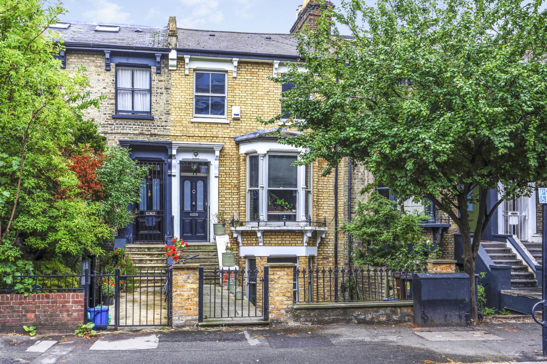 Shacklewell Lane, Dalston, Image 1