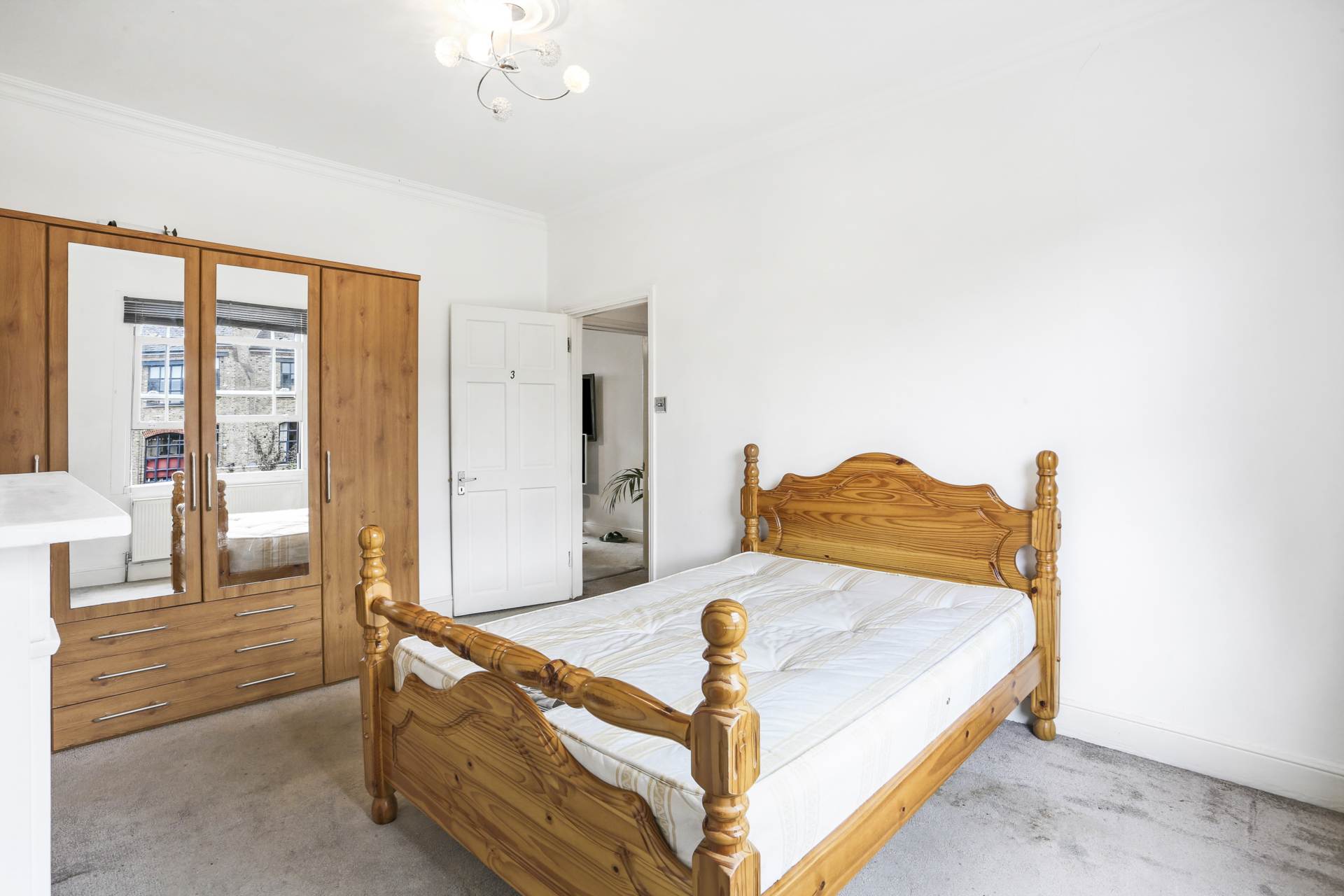 Shacklewell Lane, Dalston, Image 23
