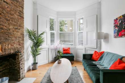 Cricketfield Road, Clapton, Image 3