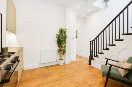 Cricketfield Road, Clapton, Image 33