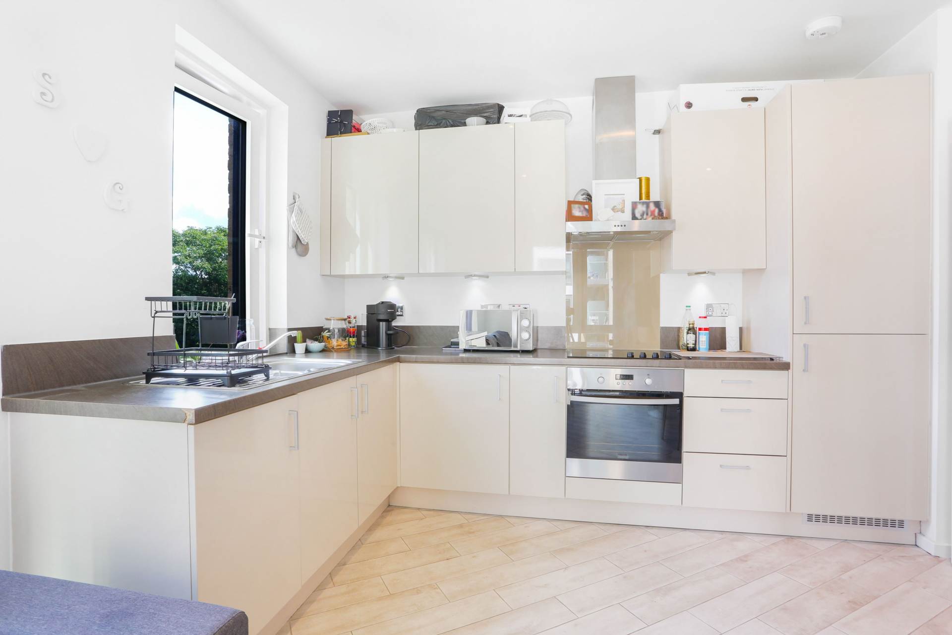 Juniper Drive, Battersea Reach SW18, Image 3