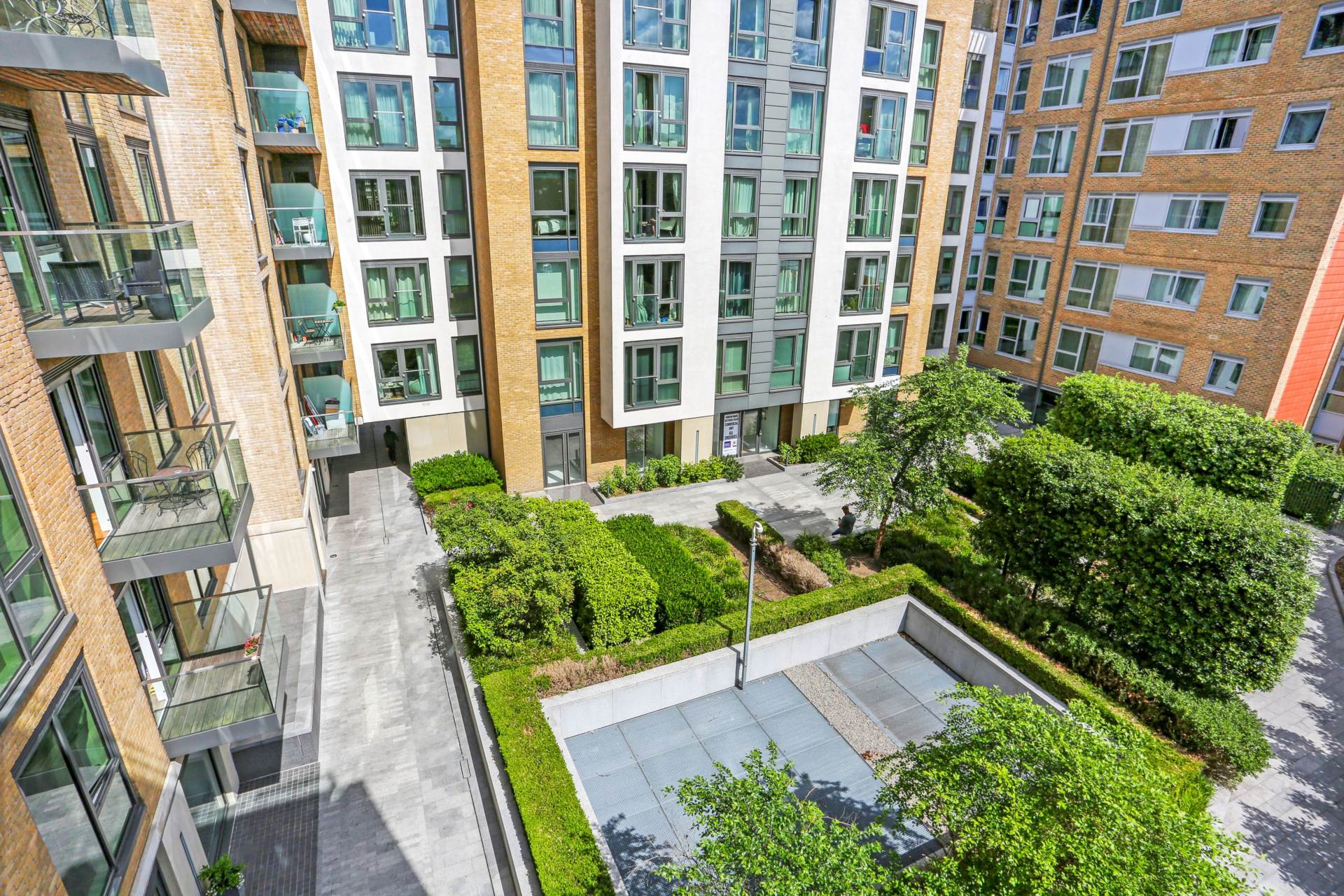 Juniper Drive, Battersea Reach SW18, Image 7